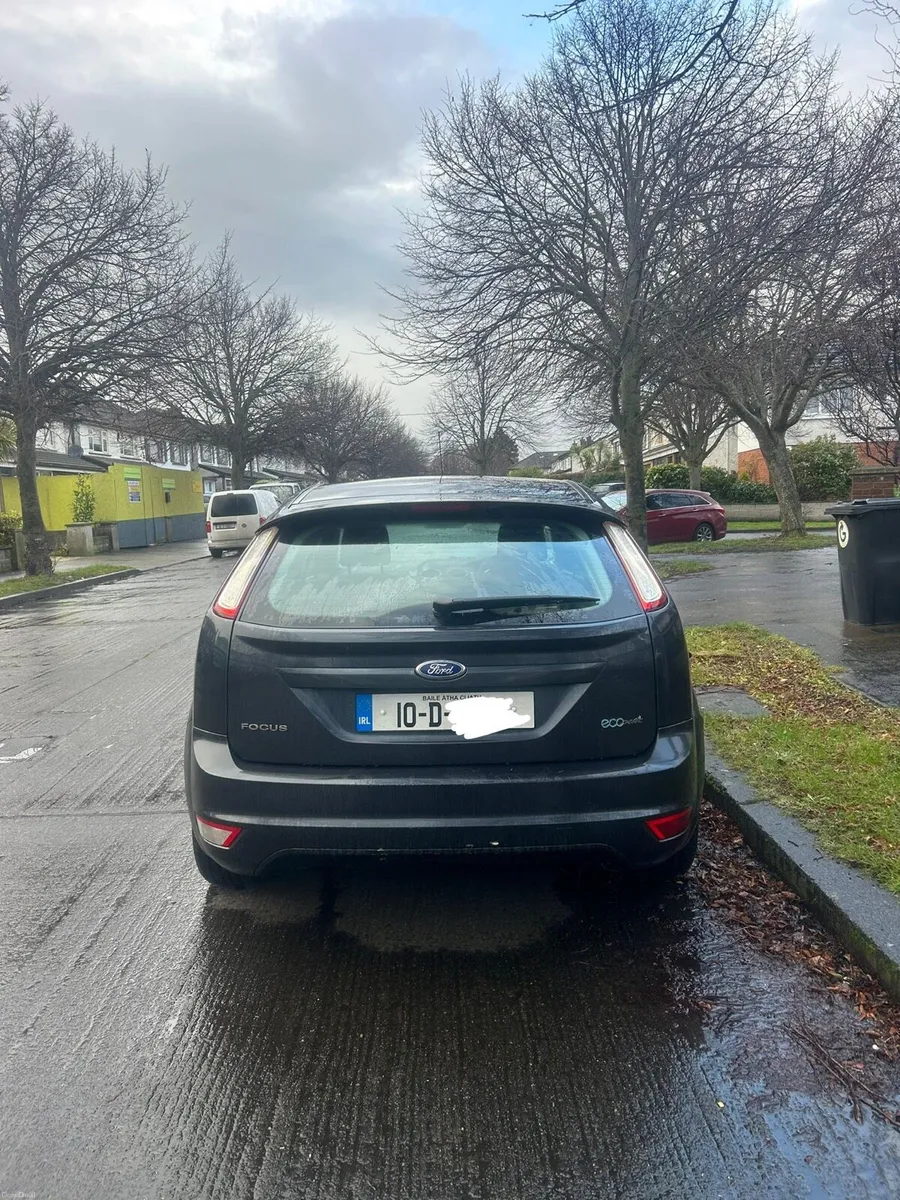 Ford Focus 2010 - Image 4