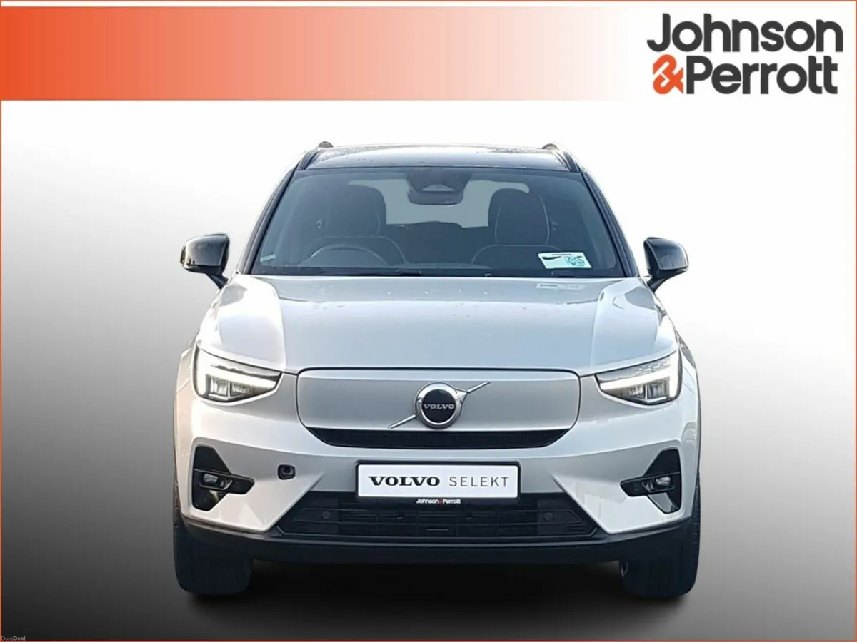Volvo EX40 82 kWh Ext Range Plus - Image 4