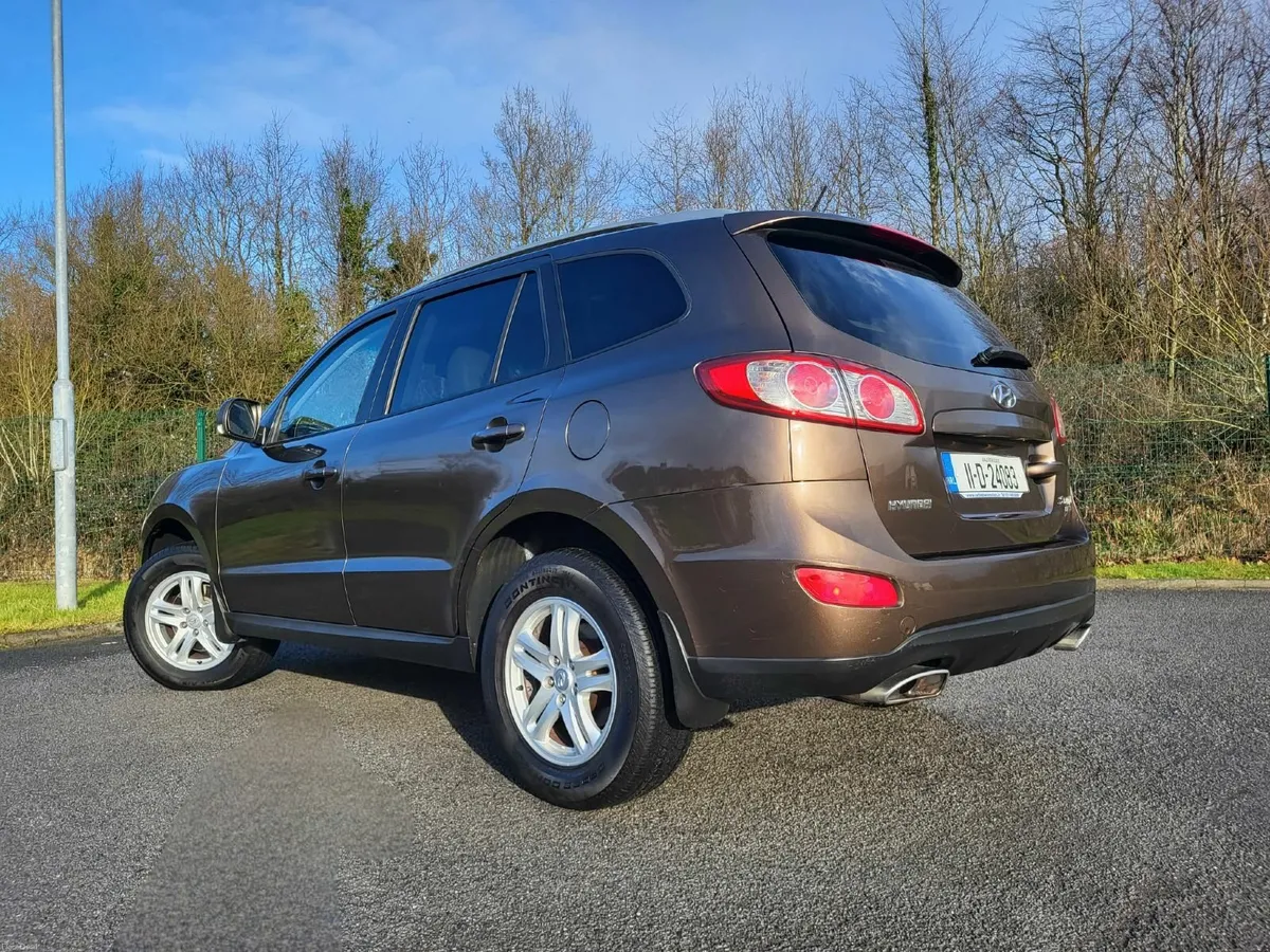 2011 Hyundai Santa Fe SUV 7s*(Fresh NCT, Low mil.) - Image 2