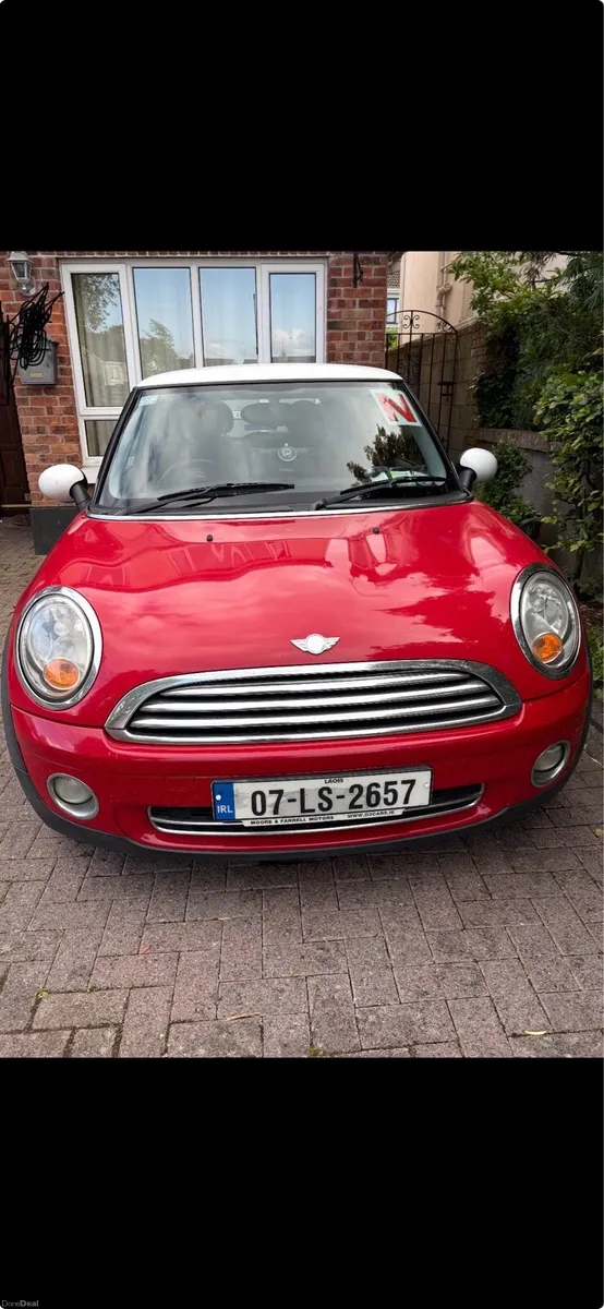Mini Cooper - Image 1