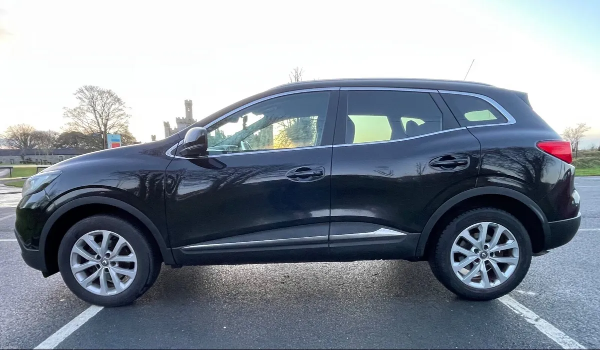 Renault Kadjar 2018 Diesel AUTOMATIC - Image 2