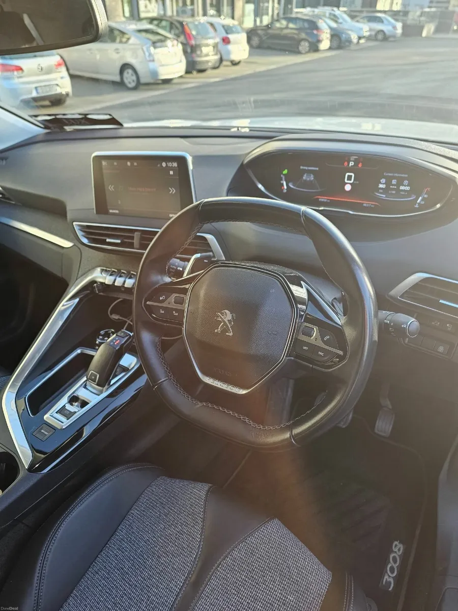 2018 PEUGEOT 3008 - 2.0L DIESEL, Only 90 000km - Image 3