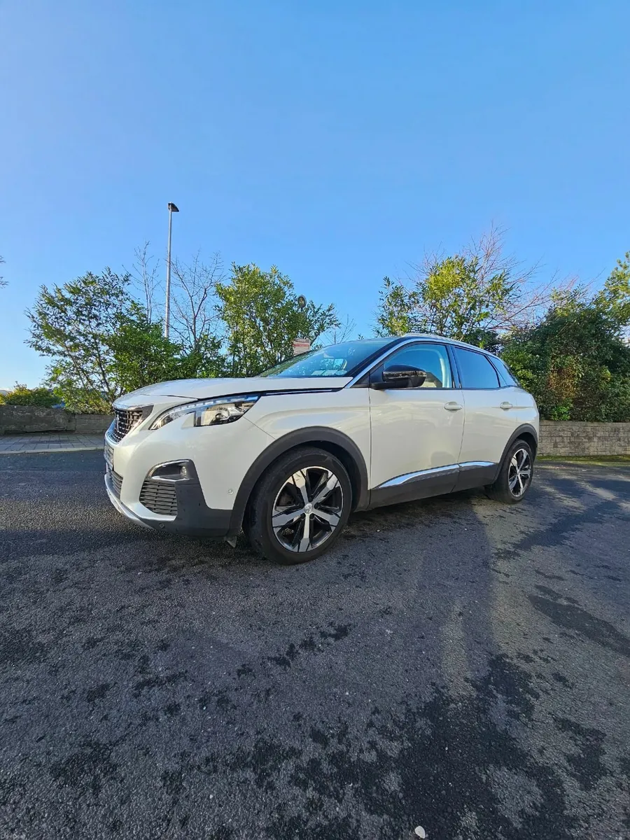 2018 PEUGEOT 3008 - 2.0L DIESEL, Only 90 000km - Image 4