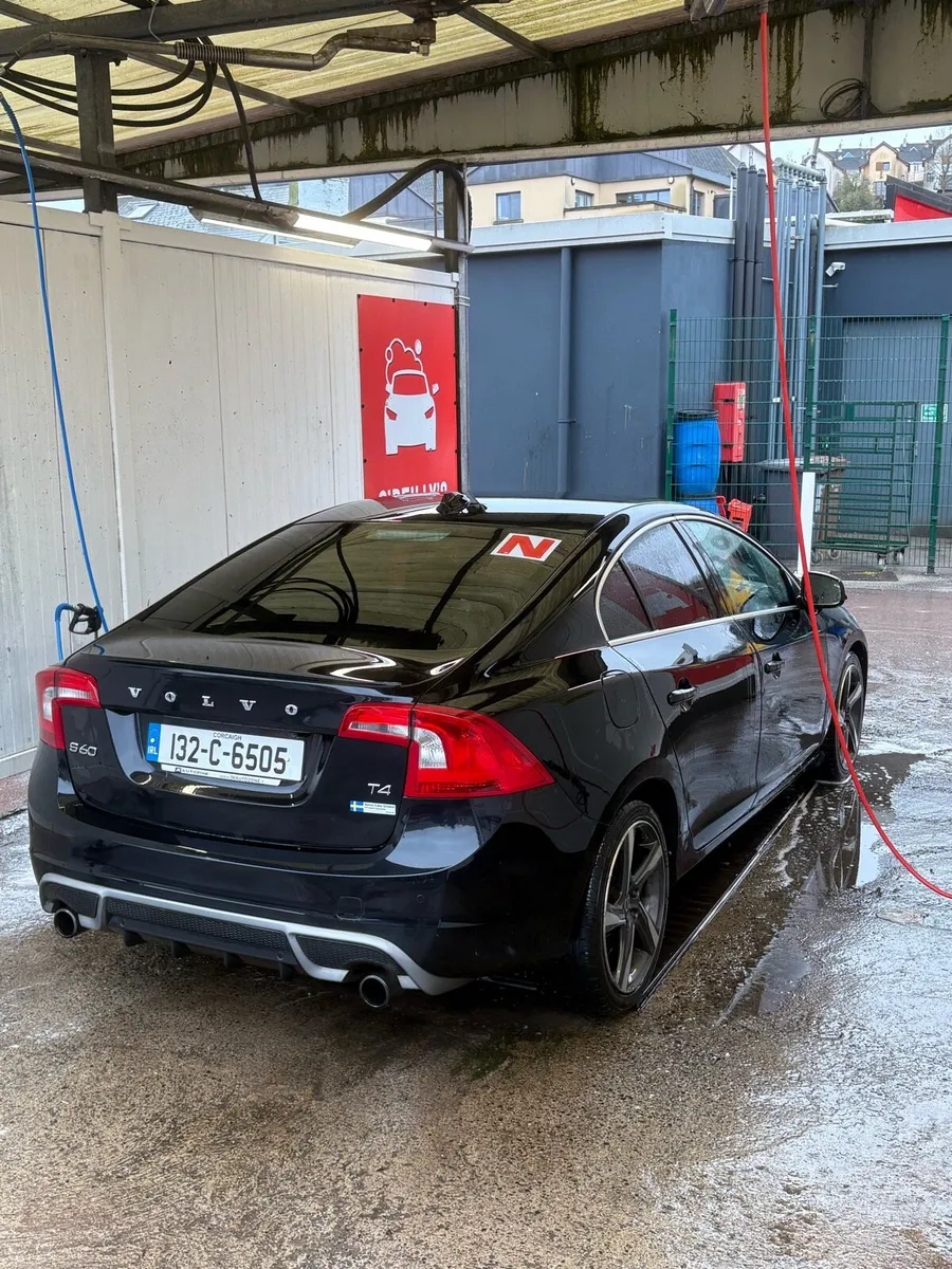Volvo S60 T4 - Image 1