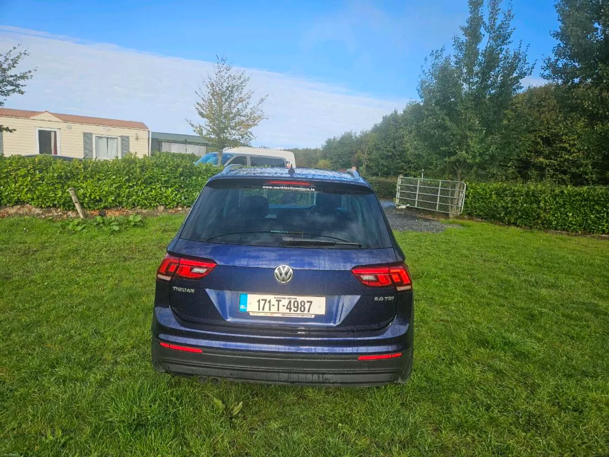 2017 vw tiguan - Image 2