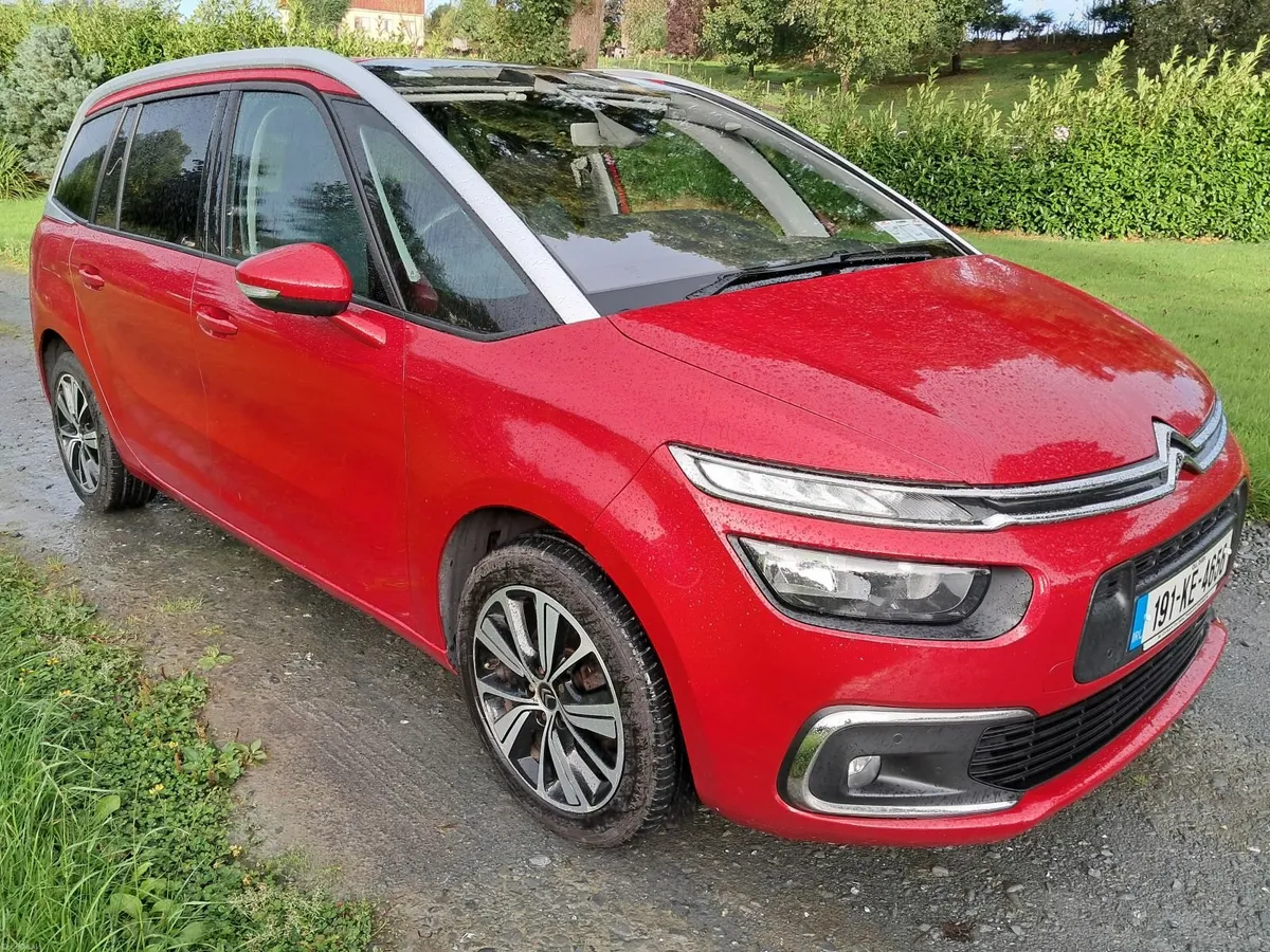 191 C4 SPACETOURER 1.2L AUTOMATIC 7 SEATER - Image 3