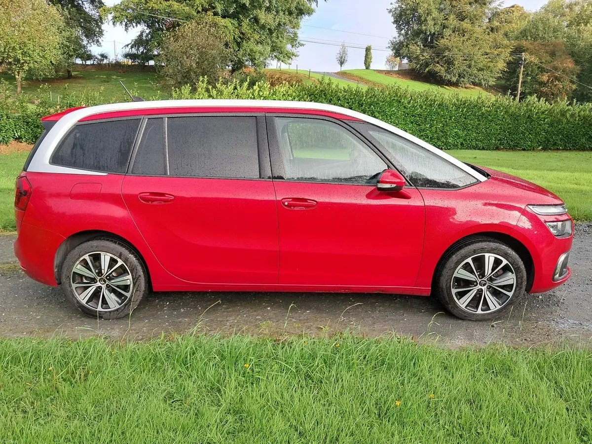 191 C4 SPACETOURER 1.2L AUTOMATIC 7 SEATER - Image 4