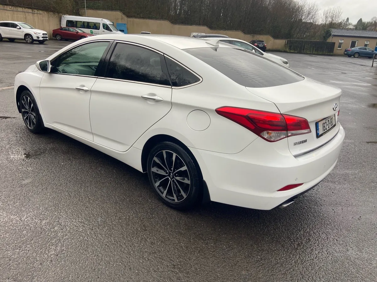 Hyundai i40 1.7d Executive - Image 4