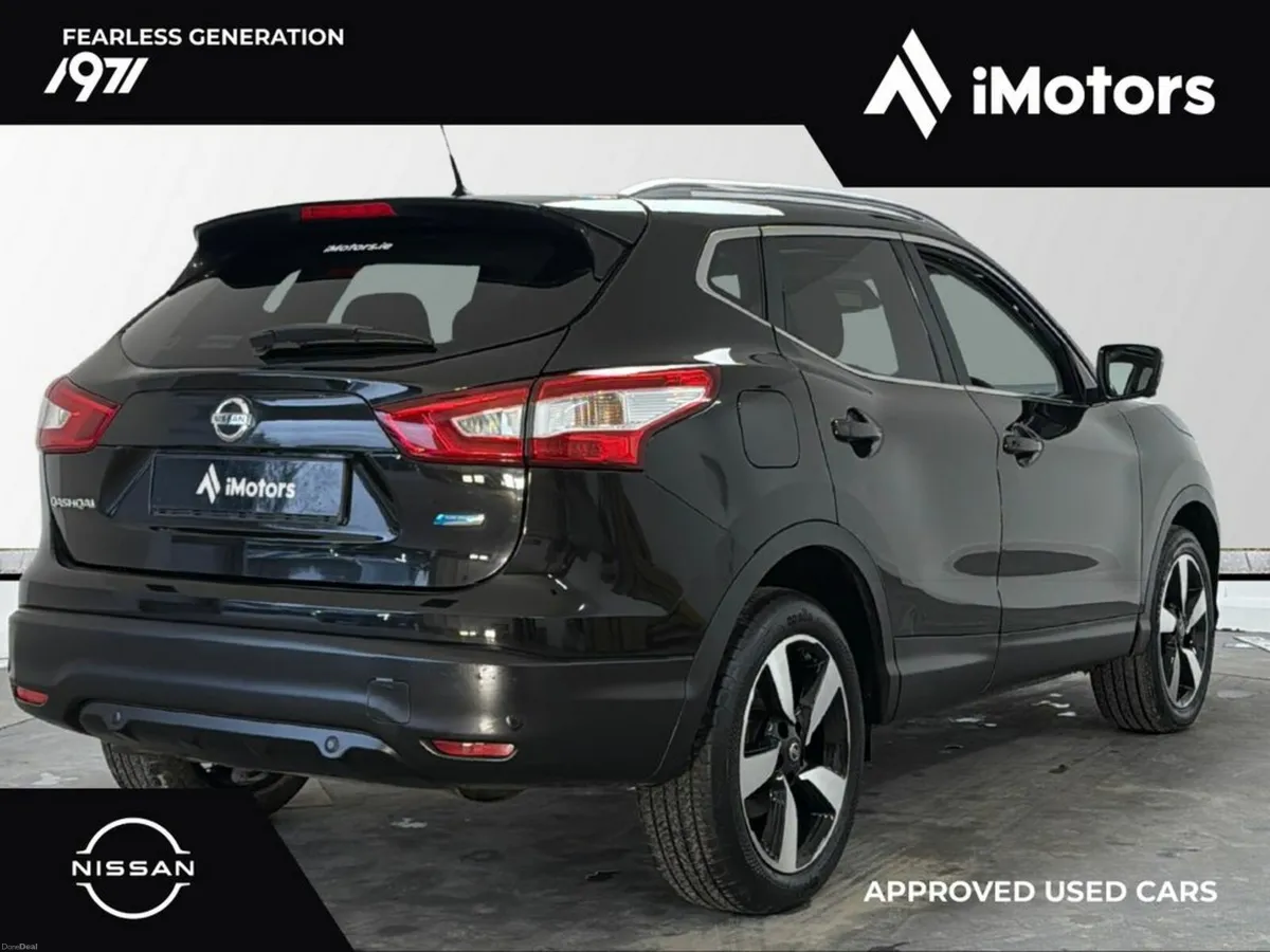 Nissan Qashqai 1.2 SV Premium 17 4DR - Image 3