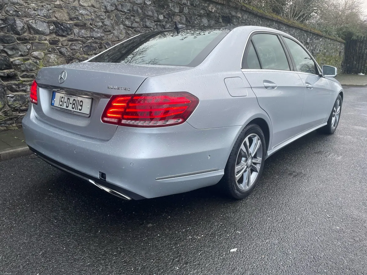 Mercedes E200 - Image 4