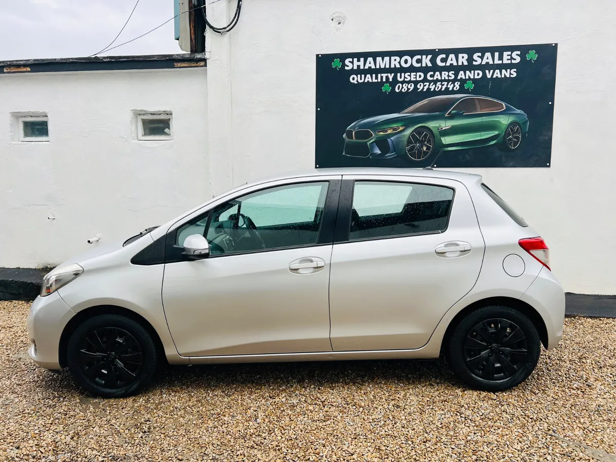 2012 Toyota Yaris 1.0 Vvti Luna - Image 2