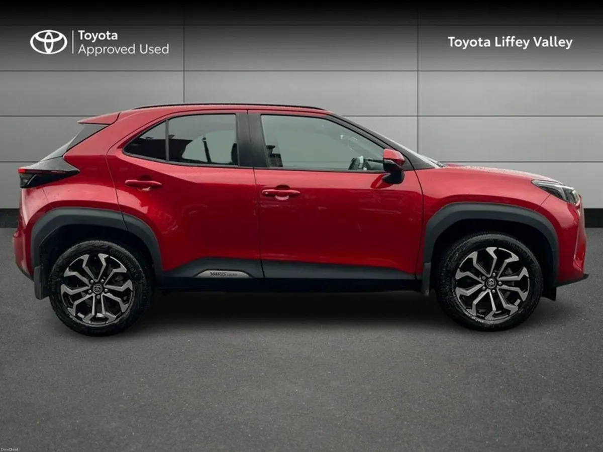 Toyota Yaris Cross YARIS CROSS L-SPORT MONO - Image 3