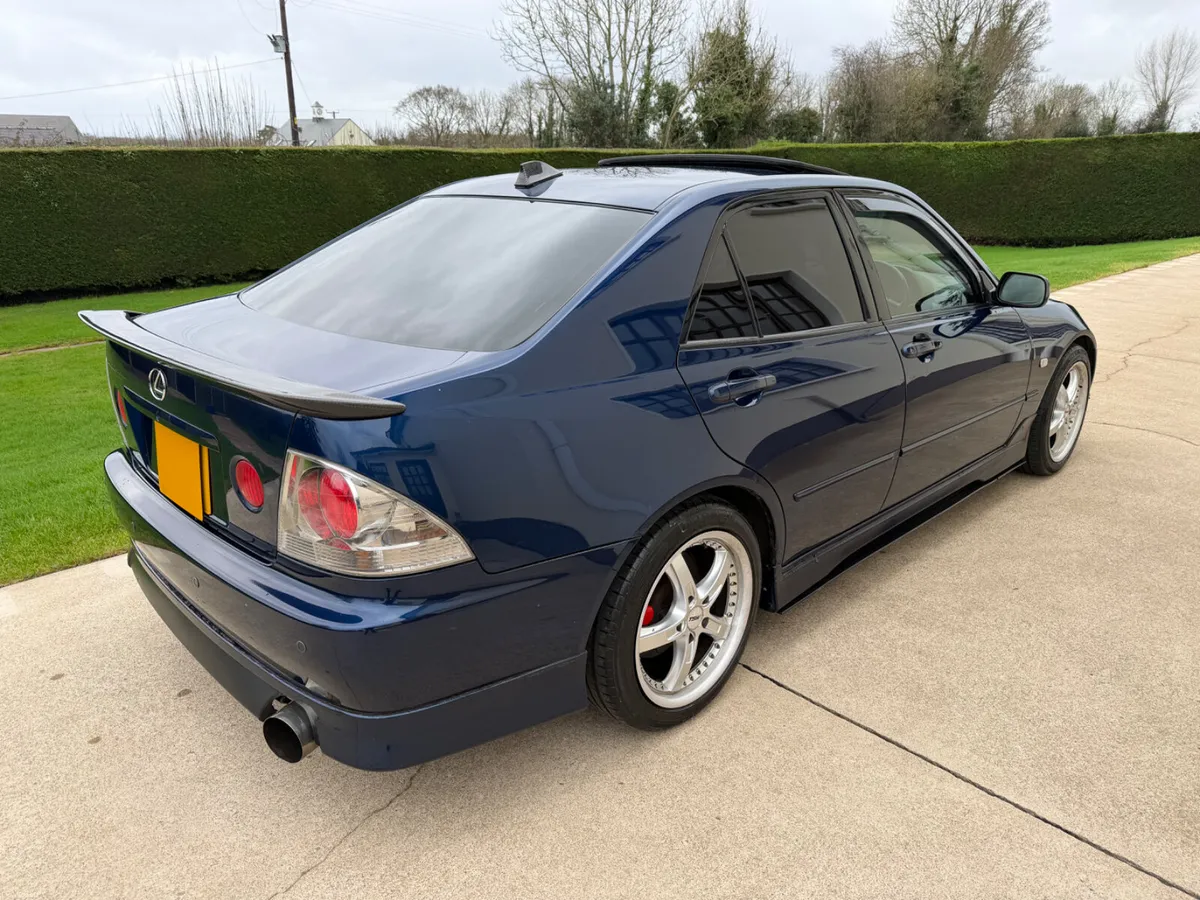 2004 LEXUS IS200 SE AUTO | EXTRAS - Image 3