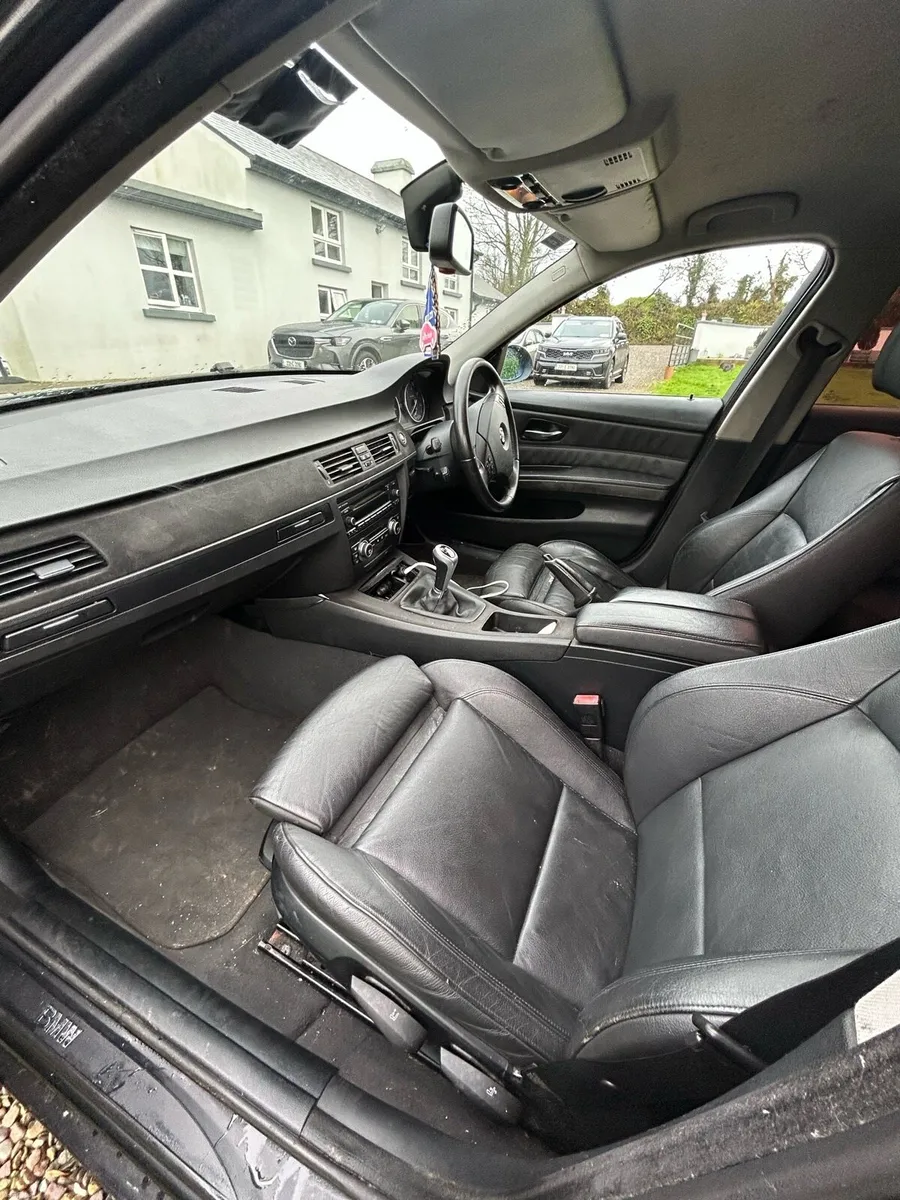 BMW 320 Diesel - Image 4