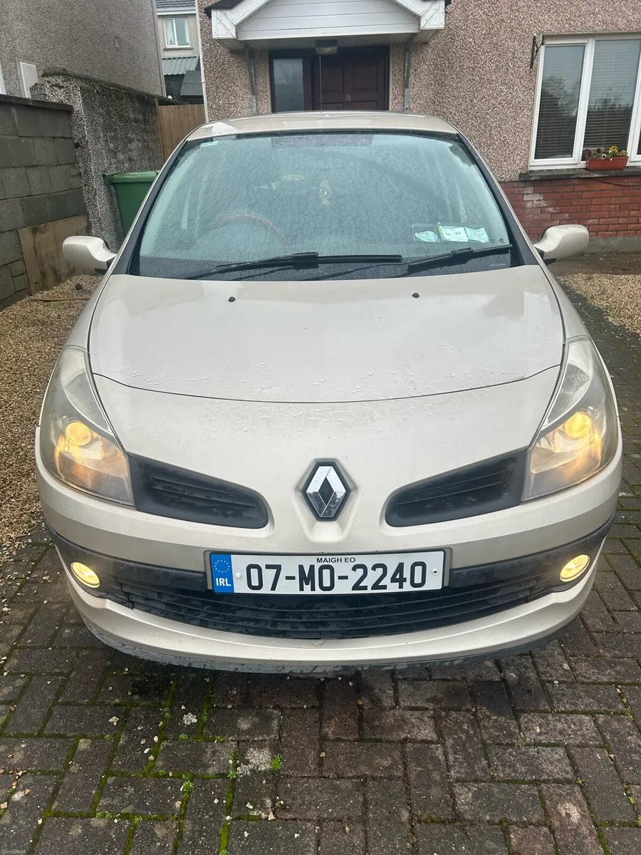 Renault Clio - Image 1