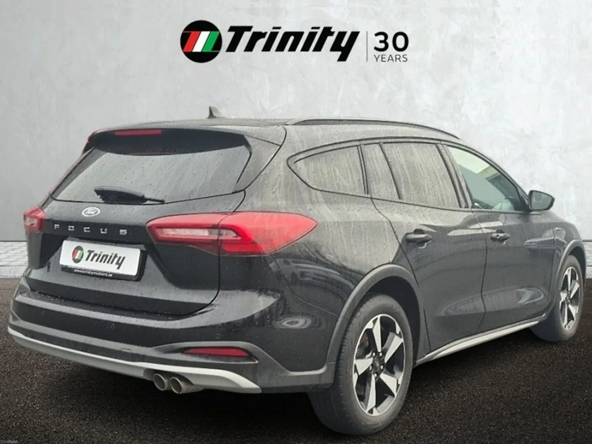 Ford Focus ** ACTIVE  ESTATE ** 1.0 125BHP ** TRIN - Image 3