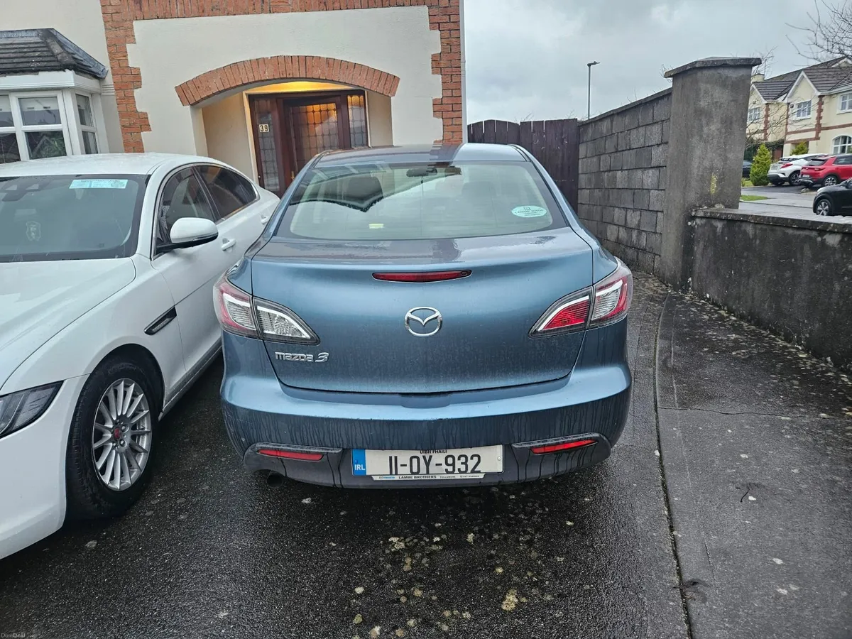 Mazda Mazda3 2011 - Image 2