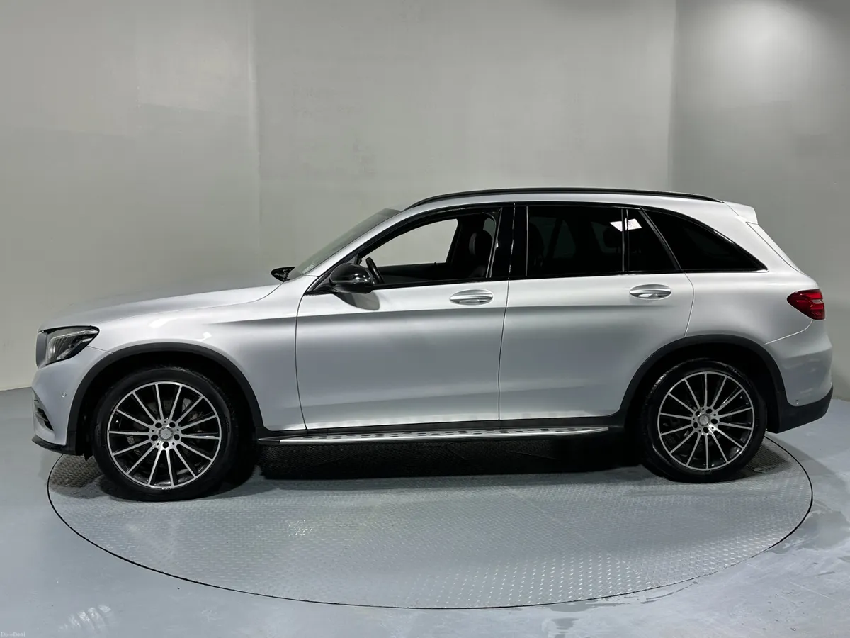 Mercedes-Benz  GLC250d AMG Line 4 Matic 161 - Image 4