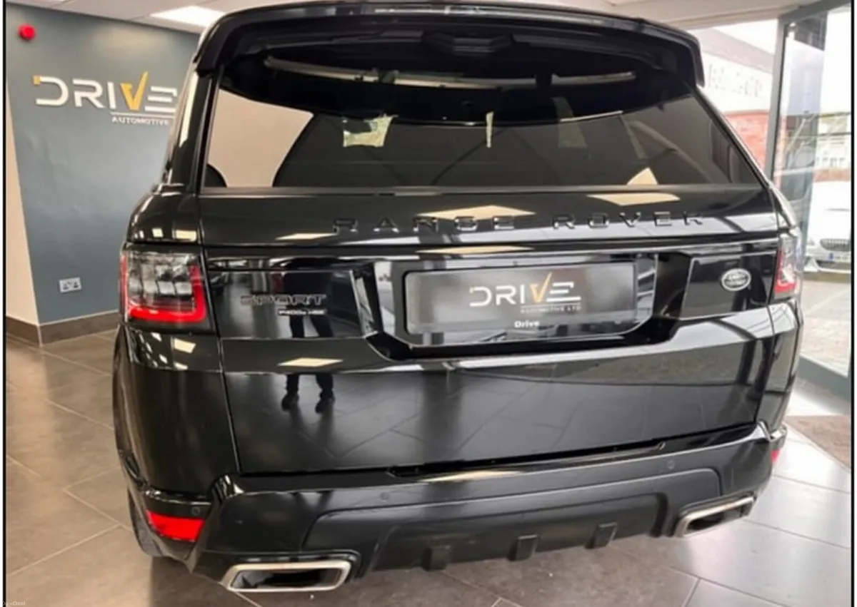 202d Range Rover Sport P400 HSE Black - Image 3