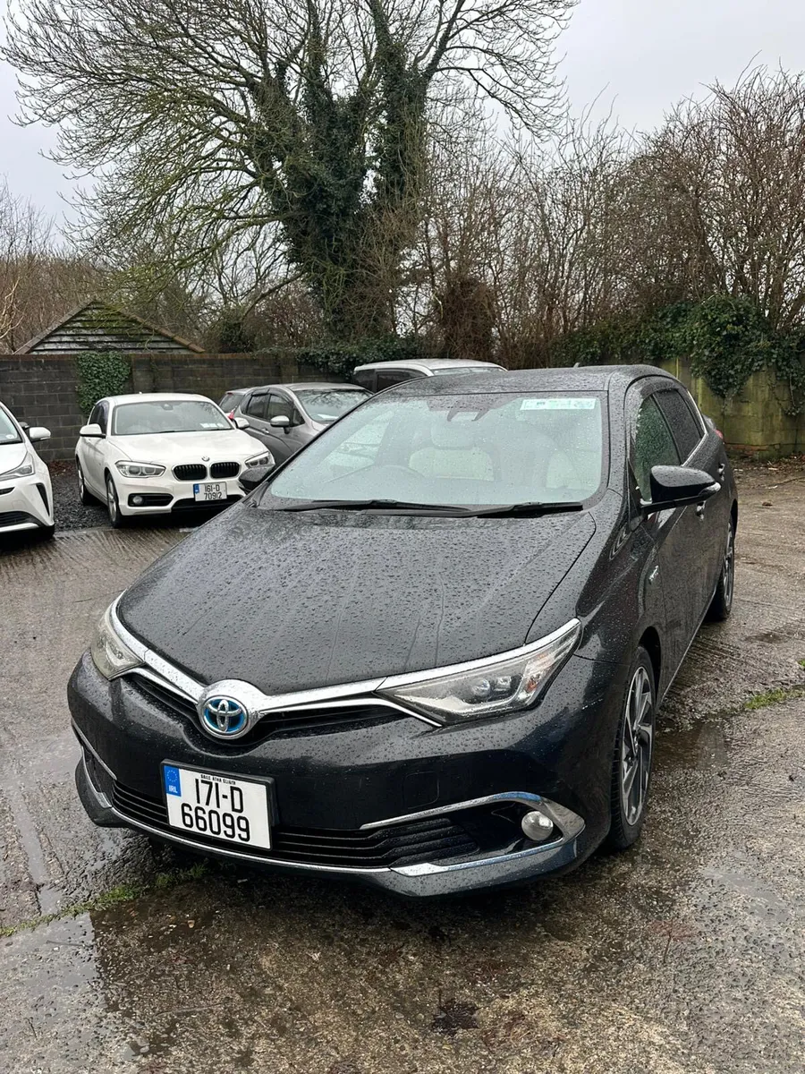 Toyota Auris 2017 - High Spec - Image 1