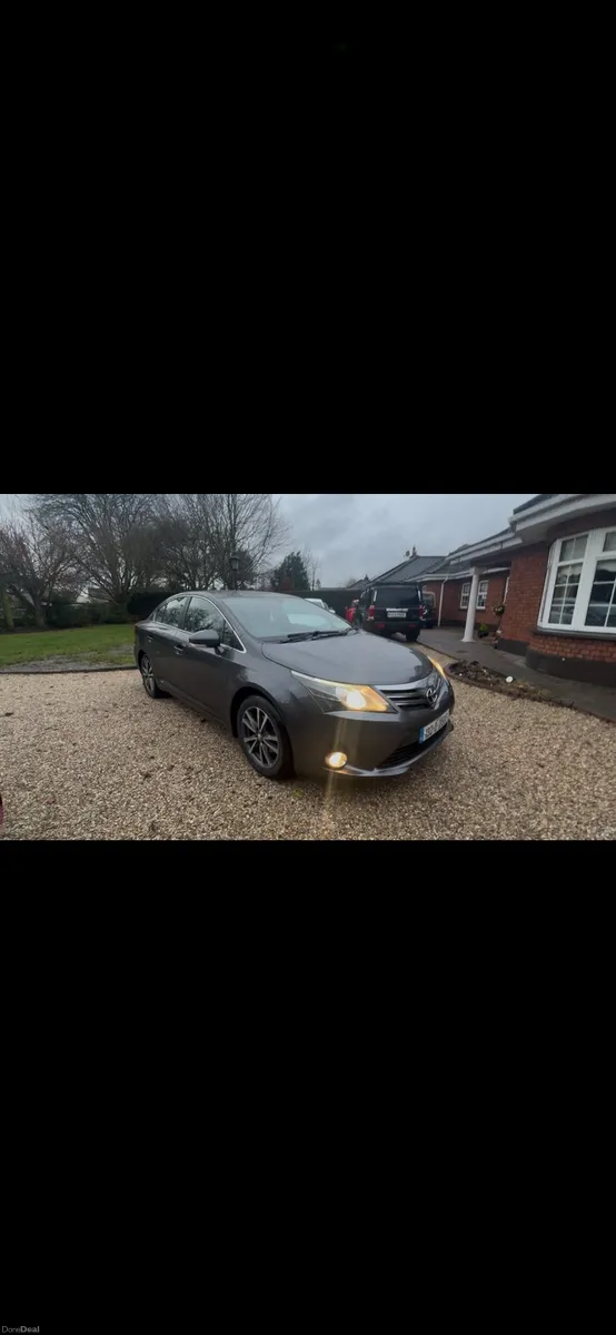 Toyota Avensis 2013 - Image 1