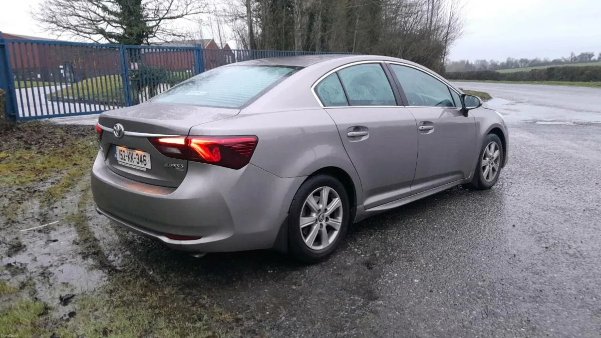 Toyota avensis - Image 4