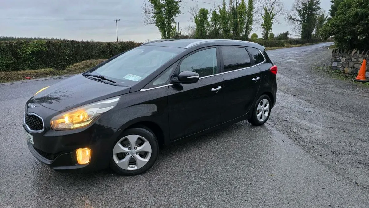 Kia Carens 1.7 diesel manual - Image 1