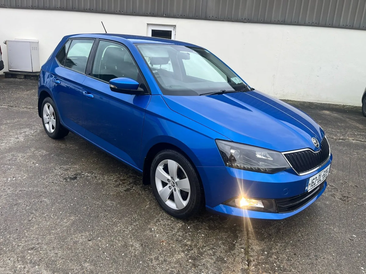 2016 Skoda fabia 1.2TSI AMBITION - Image 1