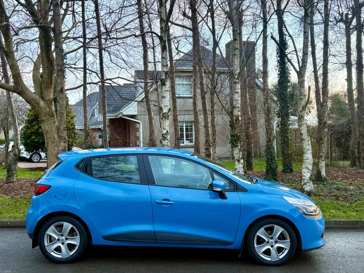 2013 Renault Clio Dynamique 1.5dci low kms - Image 2