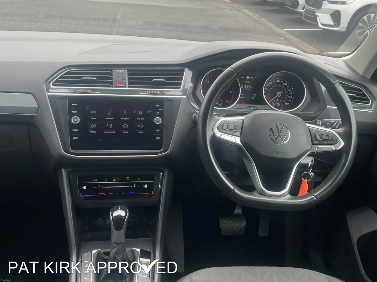 Volkswagen Tiguan Diesel Estate Life - Image 4