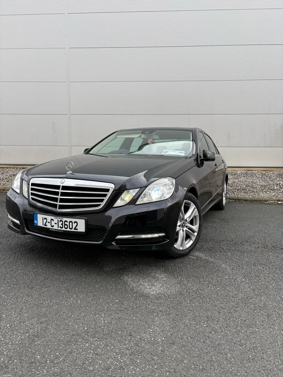Mercedes-Benz E-Class   *HIGH SPEC* - Image 3