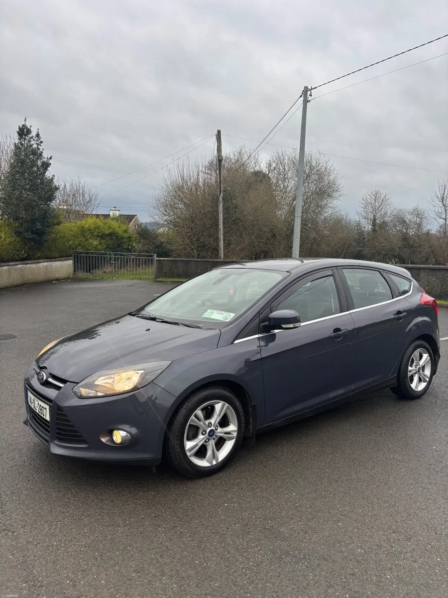 Ford Focus 2014 - Image 2