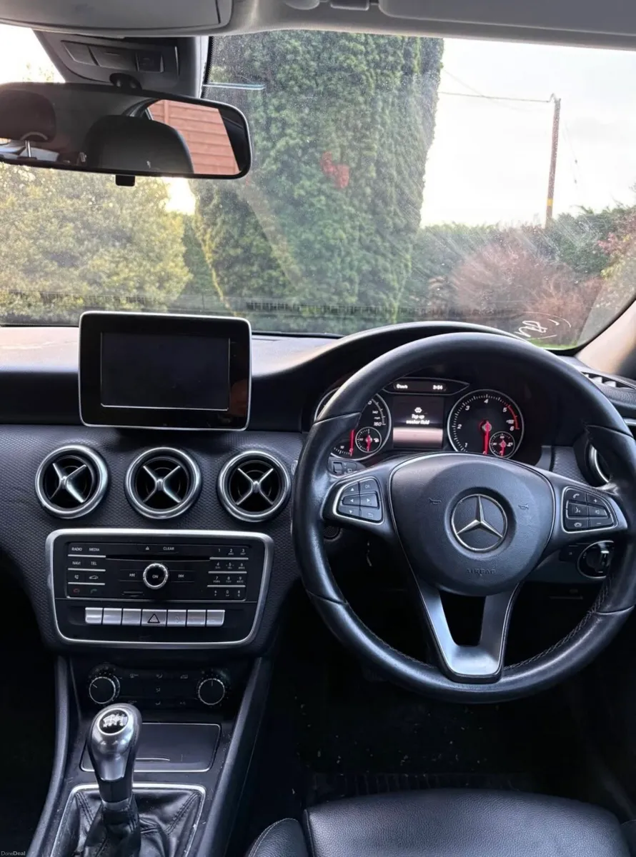 2016 Mercedes A class 180d - Image 4