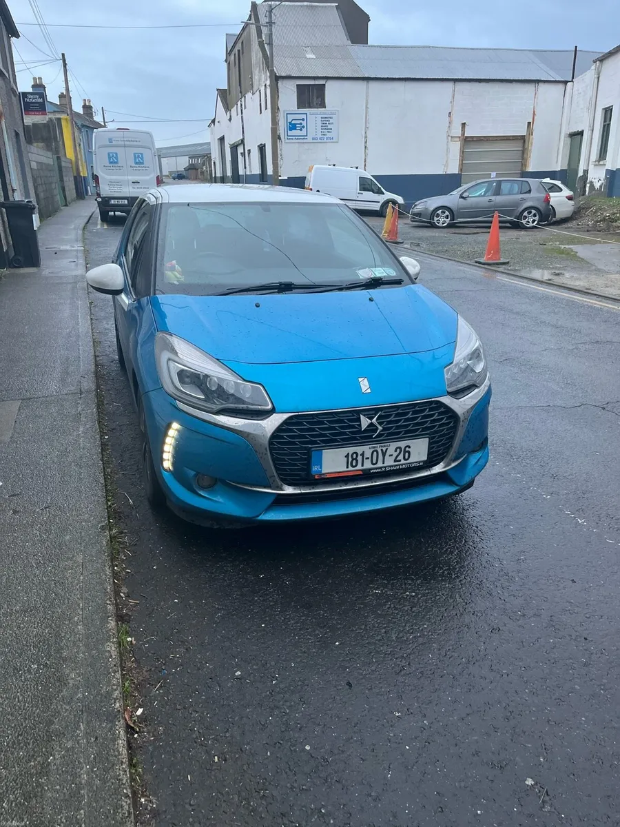 Citroen DS3 2018 1.6D Blue HDI  Elegance  PX - Image 2