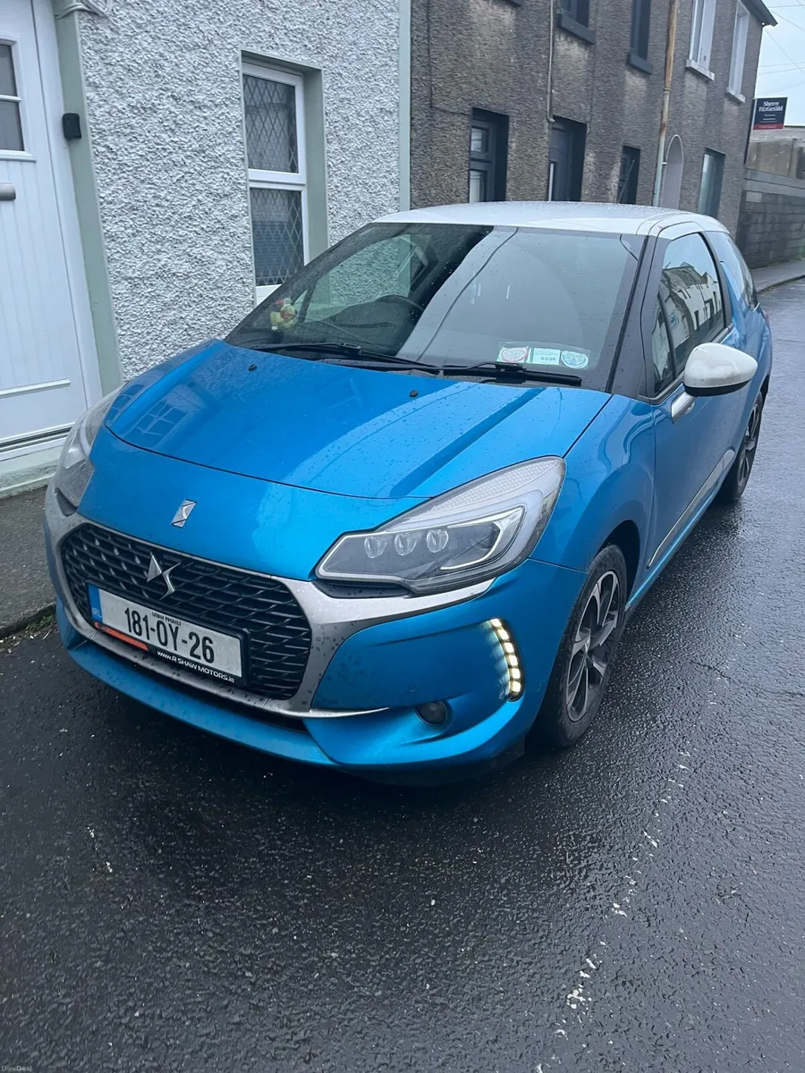 Citroen DS3 2018 1.6D Blue HDI  Elegance  Low KM - Image 4