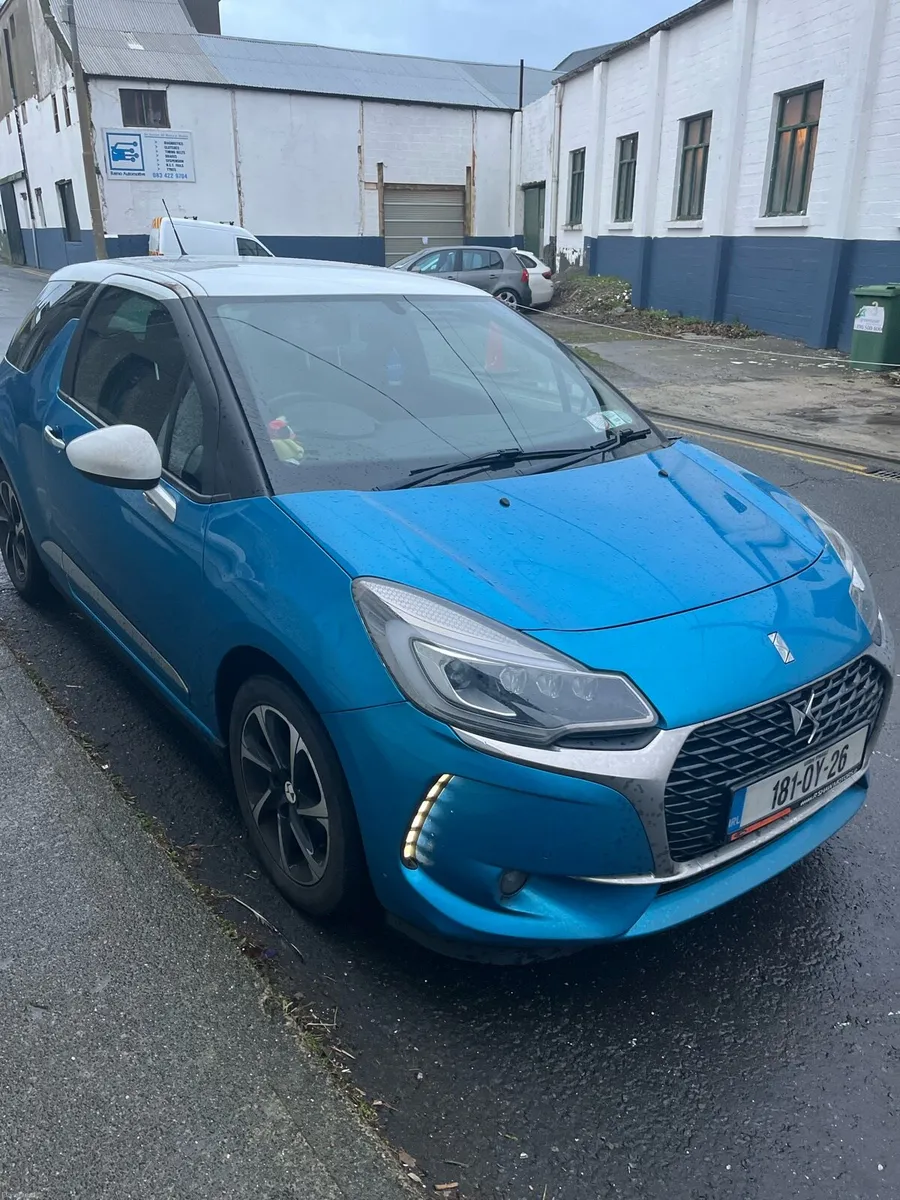Citroen DS3 2018 1.6D Blue HDI  Elegance  Low KM - Image 3