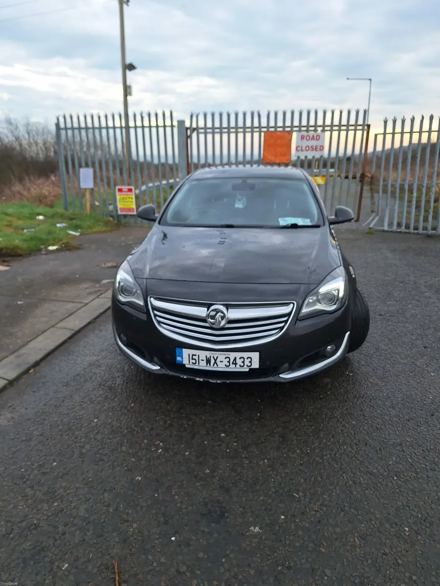 151 Vauxhall Insignia 2.0l New NCT Top Spec - Image 3