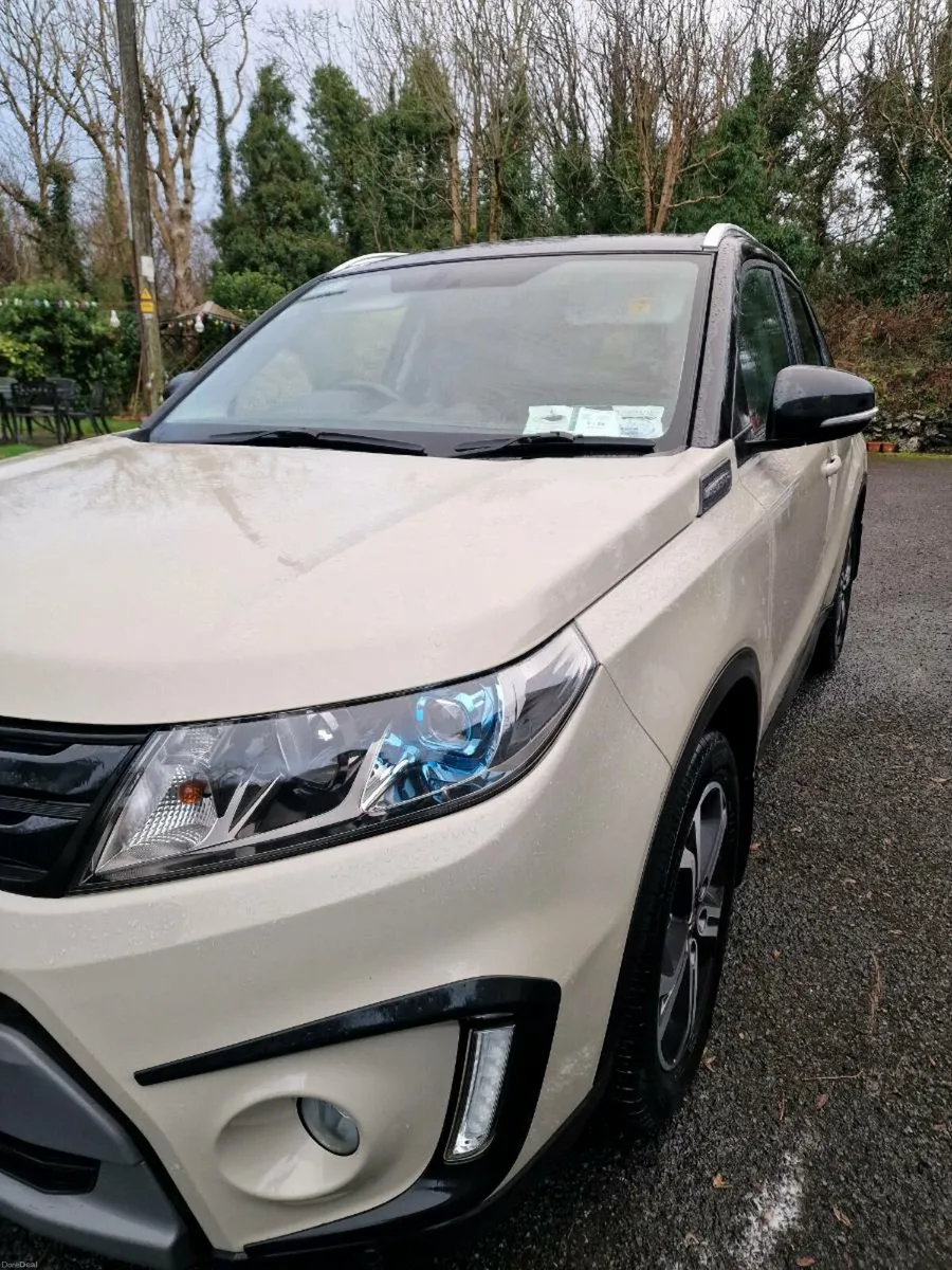 Suzuki  Vitara 1.6 diesel 4 wheel drive automatic - Image 3