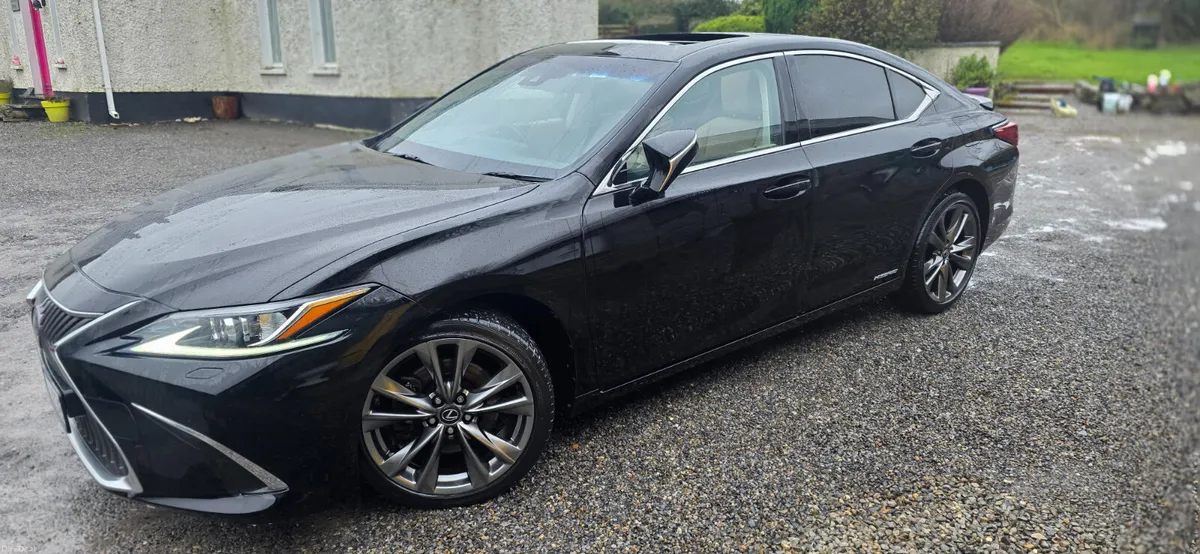 Lexus ES 2020 EXECUTIVE HYBRID - Image 3