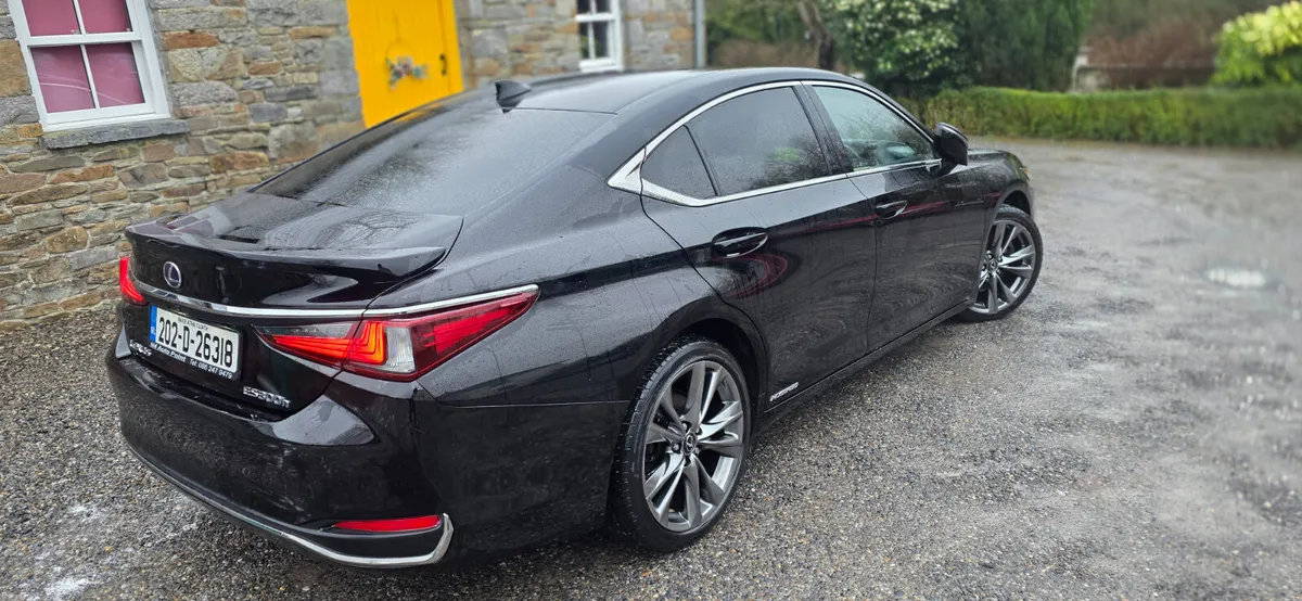 Lexus ES 2020 EXECUTIVE HYBRID - Image 6