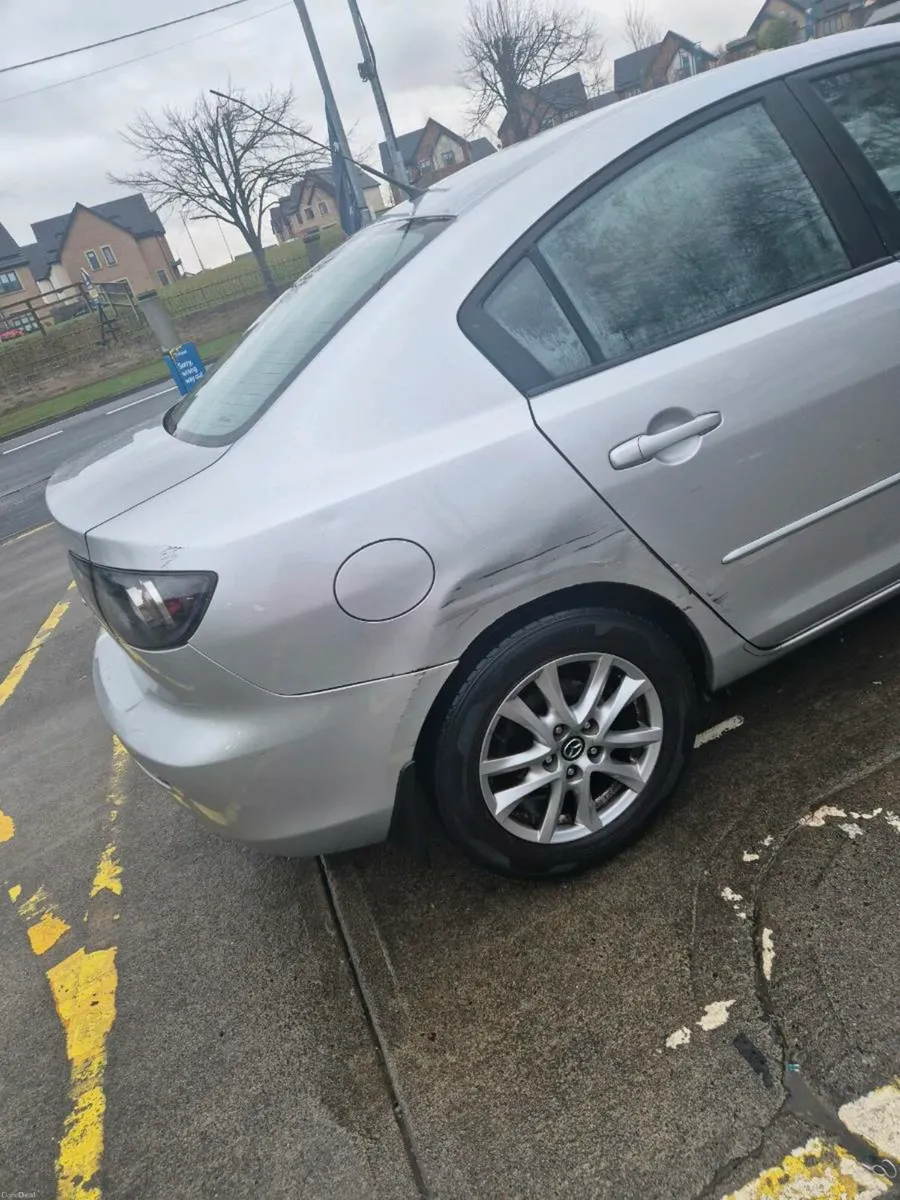 Mazda 3 - Image 4