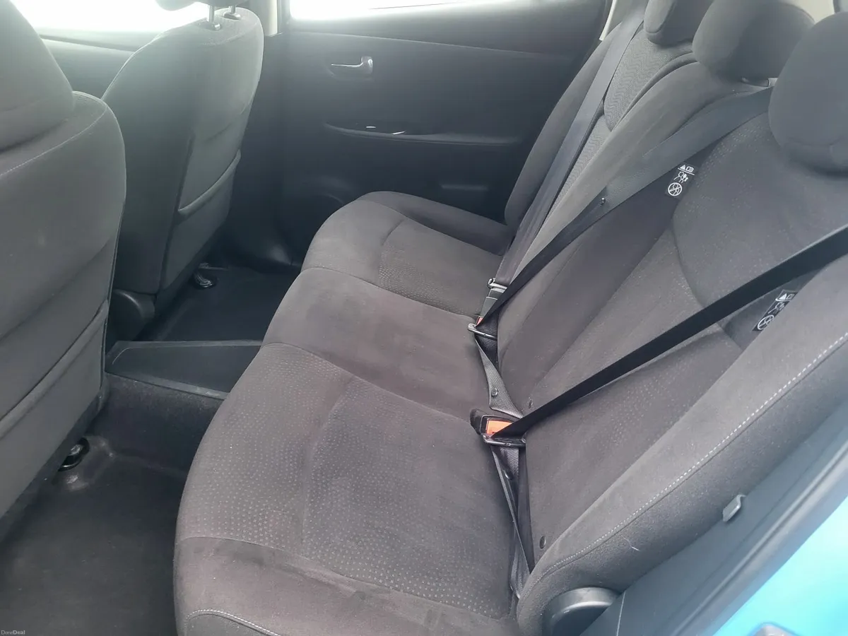 NISSAN LEAF 30KW. LOW KM 93000 - Image 2