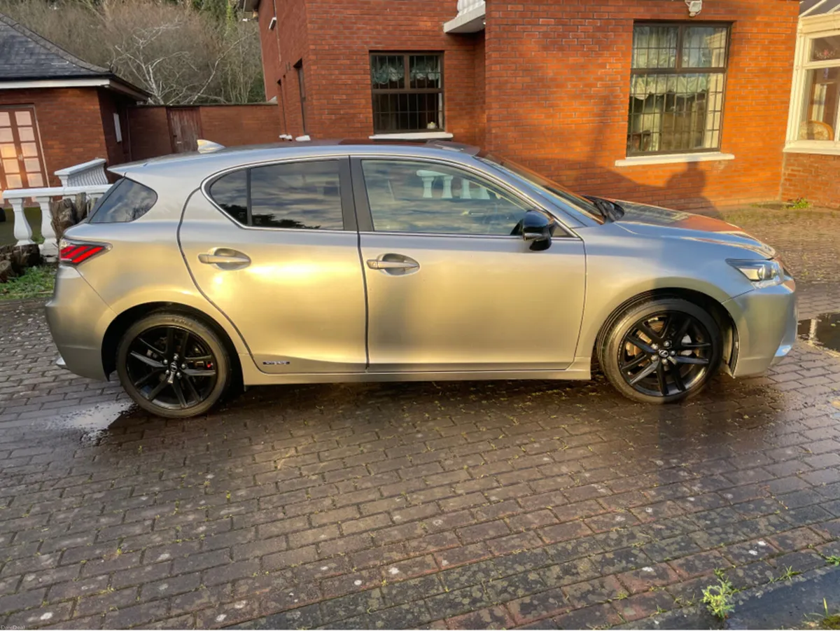 Lexus CT CT 200H SPORT CVT 5DR AUTO 1.8 136BHP - Image 3