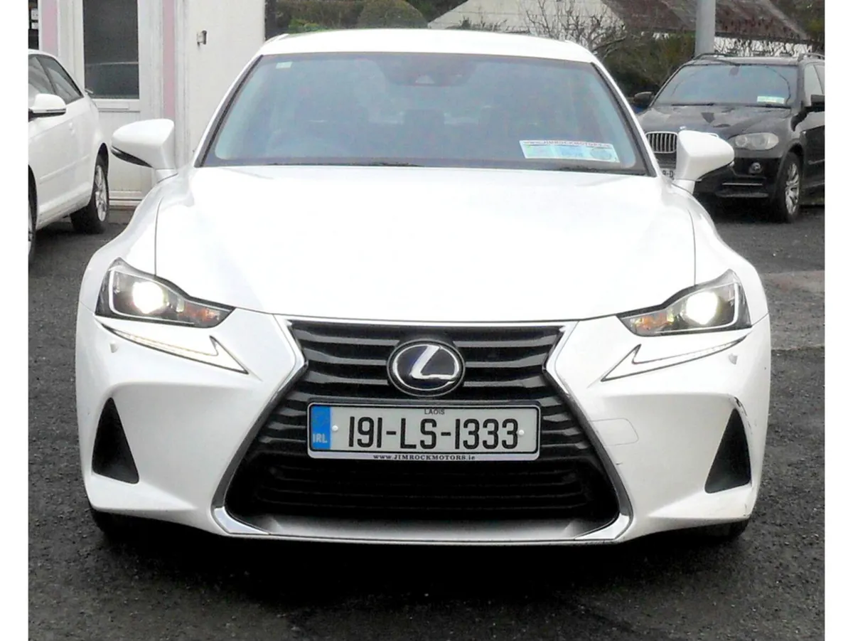 Lexus IS 300 H 2.5 EXECUTIVE EDITION E-CVT 4DR AUT - Image 2