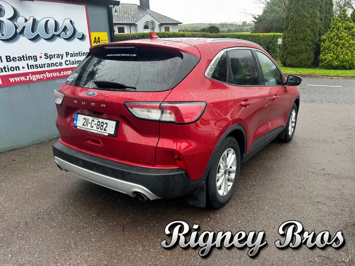 Ford Kuga TITANIUM 1.5 TD 120 S6.2 M6 F 4DR - Image 4