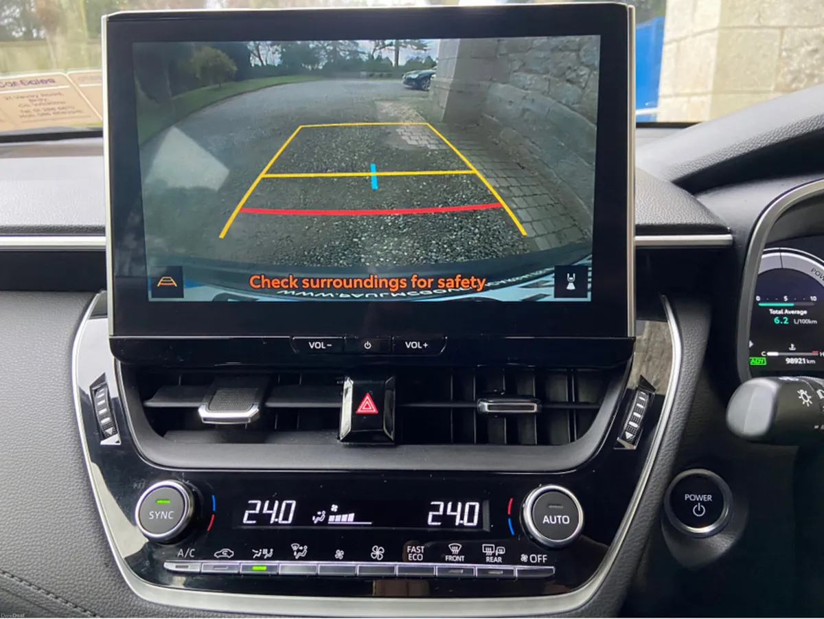 Toyota Corolla CROSS LUNA 1.8 AUTO - Image 4