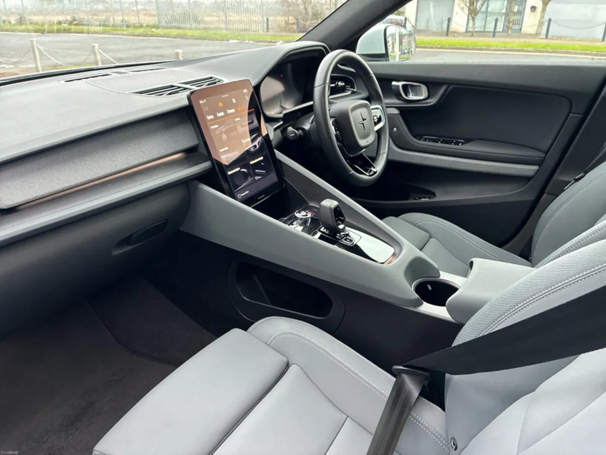 Polestar 2 LRSM 231HP 78KWH 5DR - Image 3