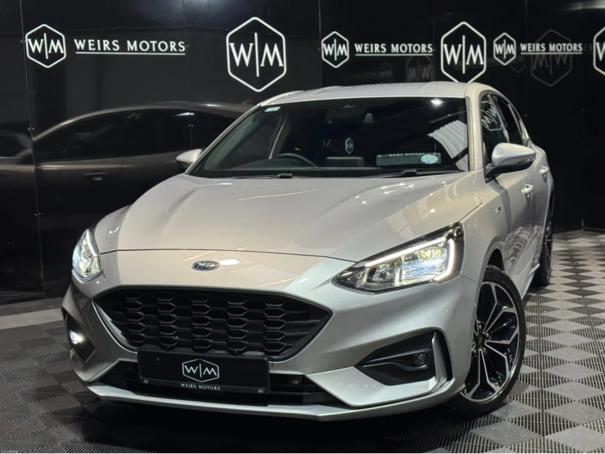 Ford Focus ST-LINE EDITION 5DR 1.0T ONE OWNER IRIS - Image 3