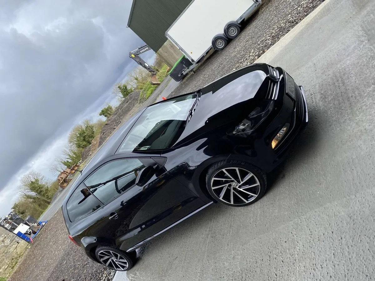 Volkswagen polo 142 - Image 1