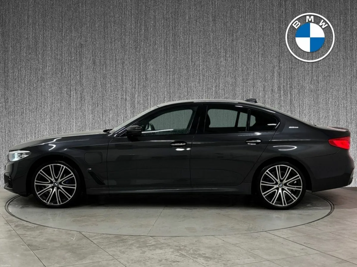 BMW 5-Series 530e M Sport Auto - Image 4